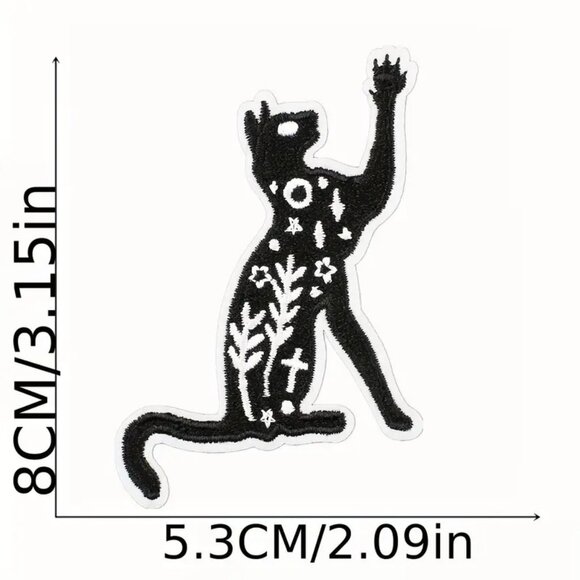 Mystical Cat Embroidered Iron On Patch Symbolic - Picture 3 of 4